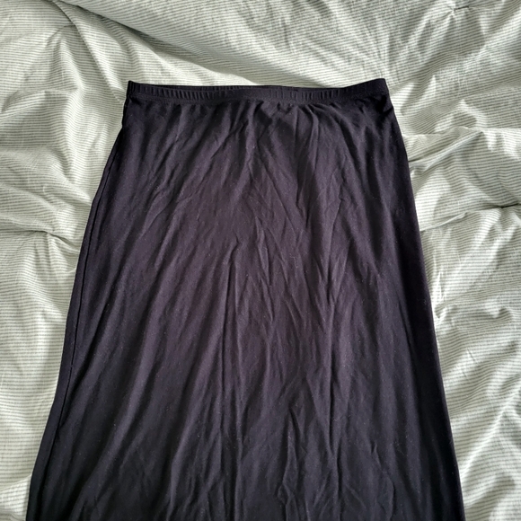 black maxi skirt - Picture 1 of 2